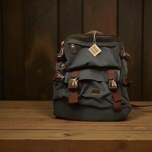 Men's Gray Backpack